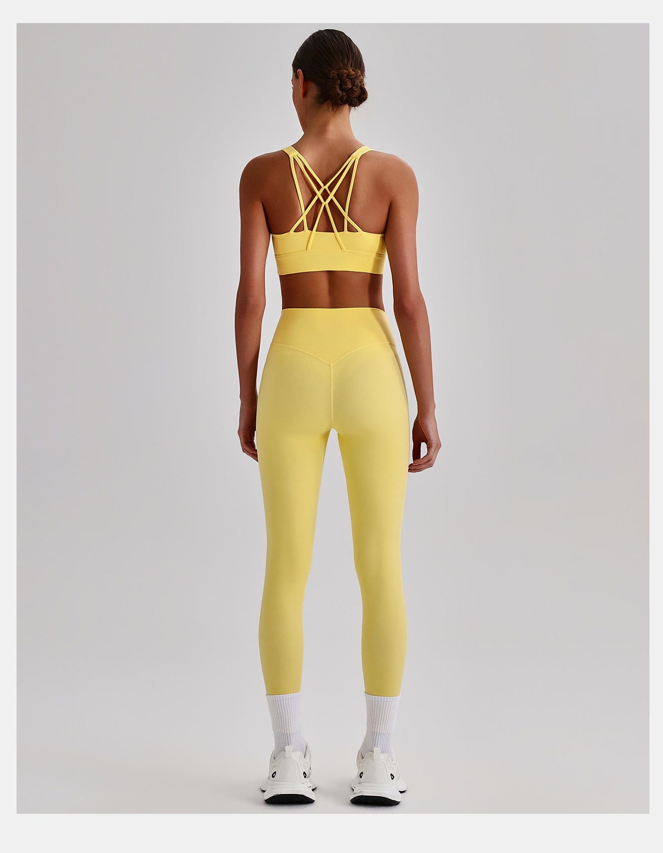Strings Set Yellow